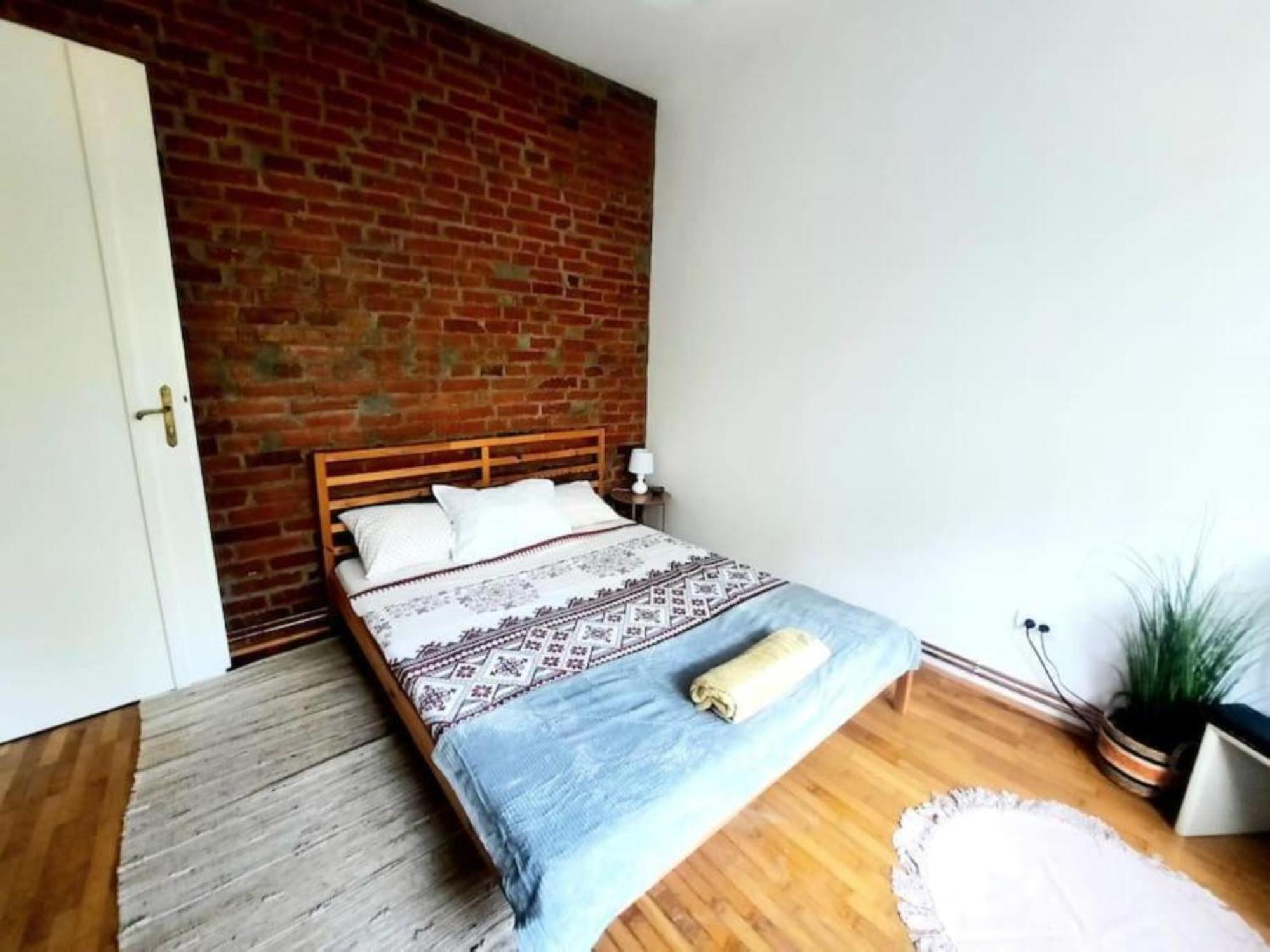 One Bedroom By The Park Old Town Belle Vue Тімішоара Екстер'єр фото